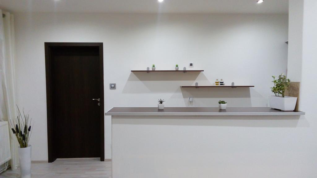 Mija Apartman S Vinnym Sklipkem, Zahradou A Grilem Kajov Exterior photo